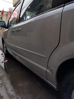 دودج جراند كارافان